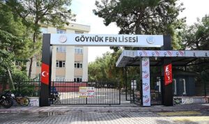 Başkan Topaloğlu, Göynük Fen Lisesi mezunu deniz biyoloğu Yeşim Ayar ile buluştu